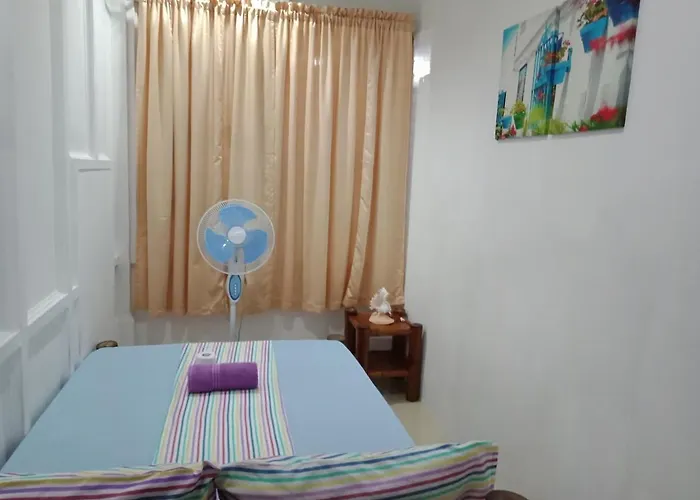 Siete Angels Hostel *